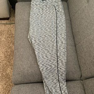 Black & white active wear pants